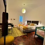 Guest house Portas Residence, Quartos & - Center