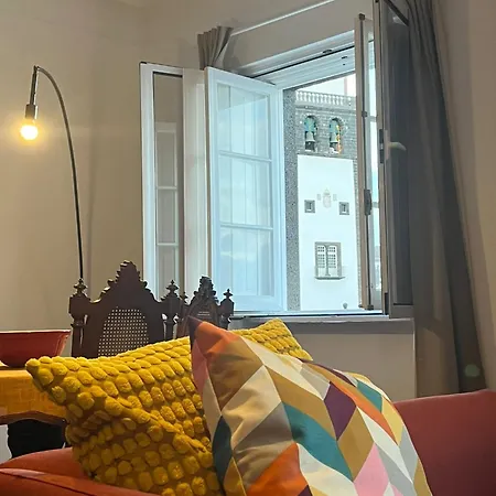 Pensión Portas Residence, *